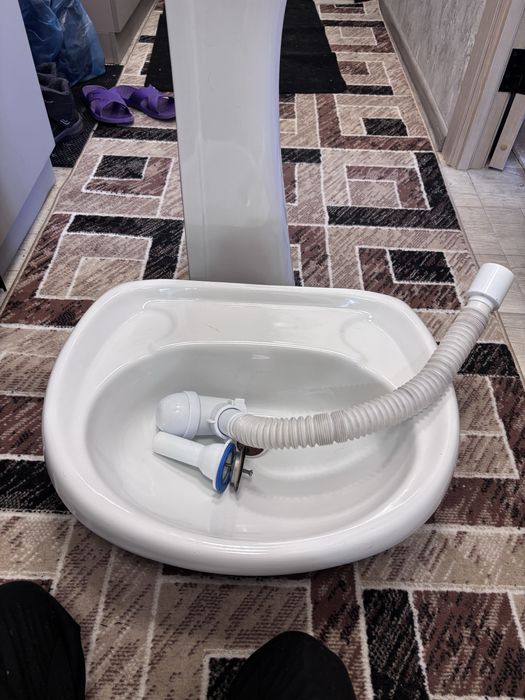 Продам раковмну с подставкой