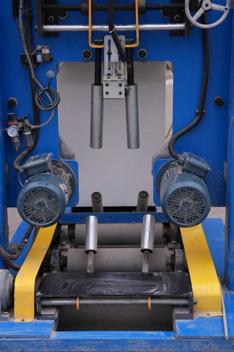 Shina lenta o‘raydigan apparat + lenta | Deyarli yangi | Avtomatik