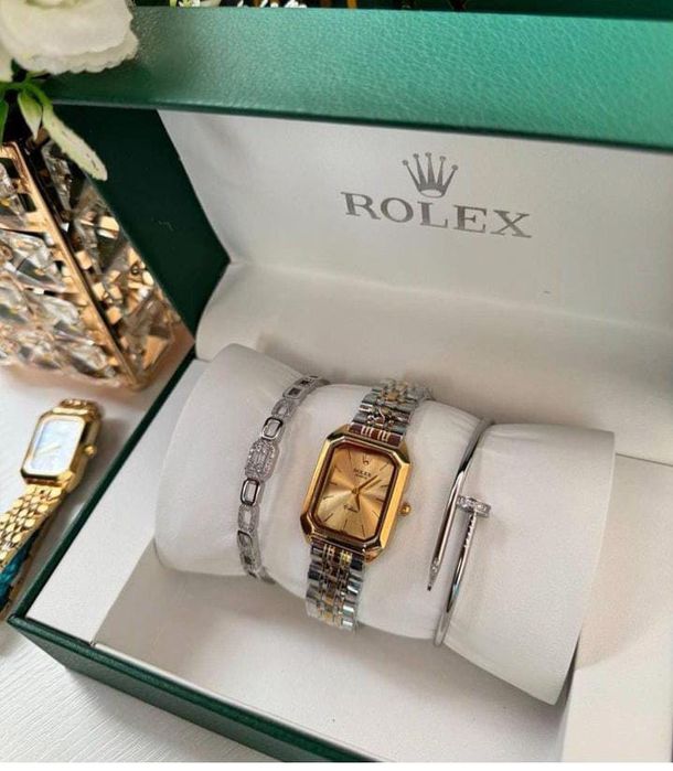 Часы женские комплект