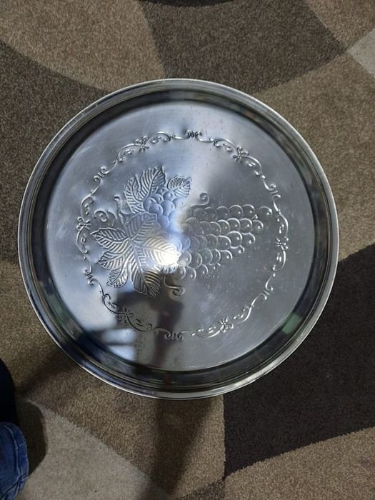 Большое блюдо продам