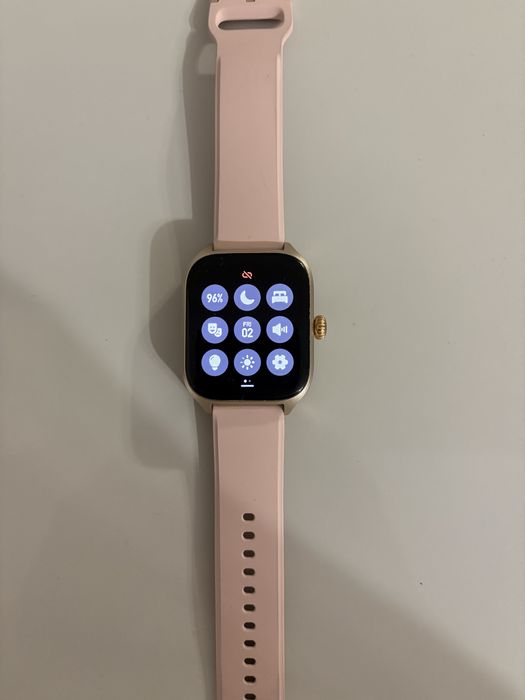 Smartwatch Amazfit   Ca nou