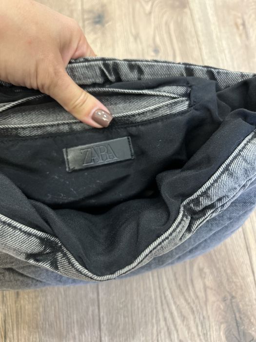 Сумка от бренда Zara