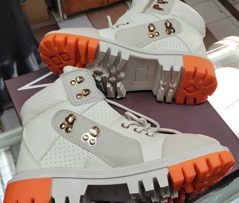 дамски боти номер 36