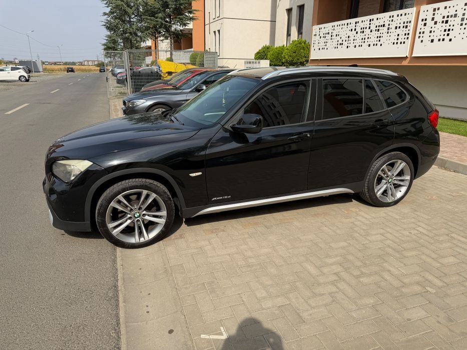 BMW X1 2011 — imagine 2
