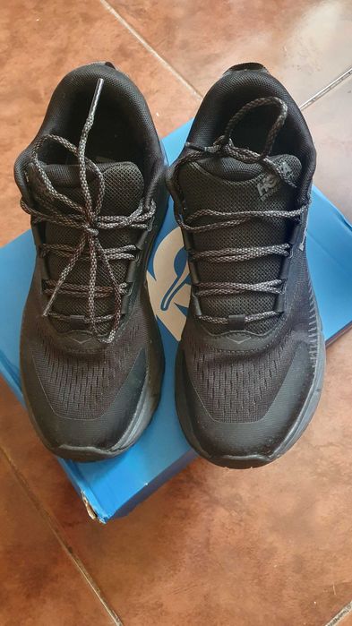 Кроссовки Hoka skyline