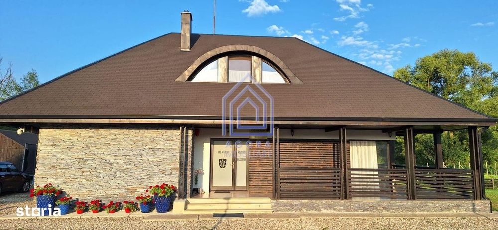 Vanzare Casa Bukovina – Proprietate deosebită | 315 mp desfă