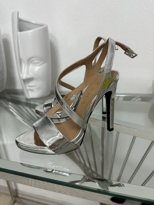 Sandale Zara cu toc inalt