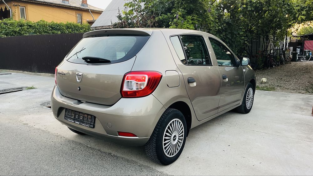 Dacia Sandero 1.2 benzina + GPL impecabil