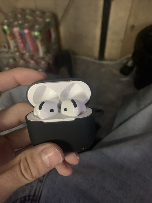 Air pods 4 оригинал