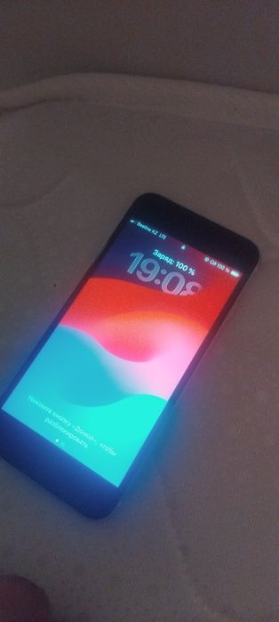 Iphone SE в отличном состояний