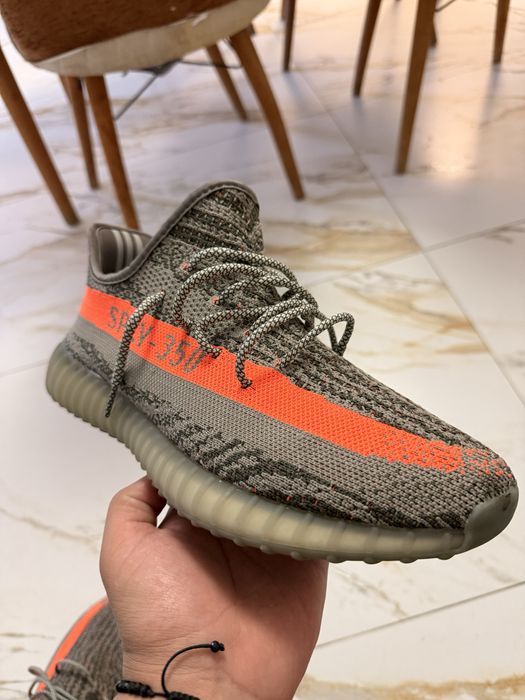 Yeezy 350 V2 beluga