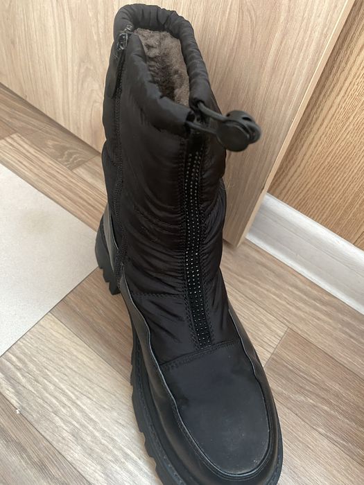 Продам сапоги, почти новые