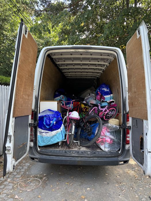 Транспортни услуги с бус  4.78м вътр мебели багаж строителни материали