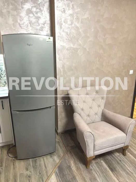 Двустаен апартамент в района на м-т Ален Мак!