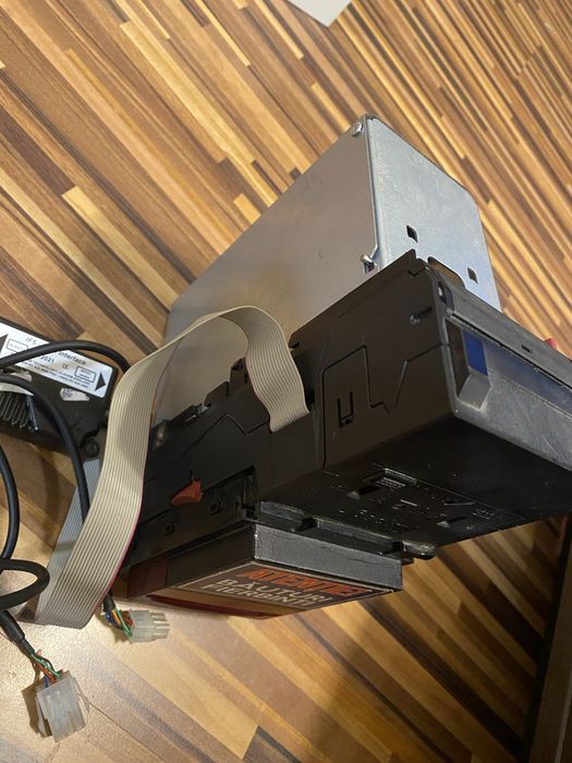 Placi /cititoare cu impachetaror gama Necta