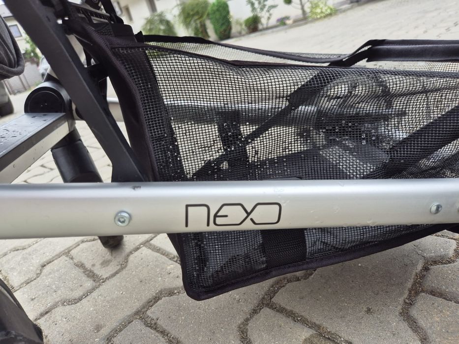 Carucior Mutsy NEXO, 9.5kg, husa termica si pelerina ploaie incluse