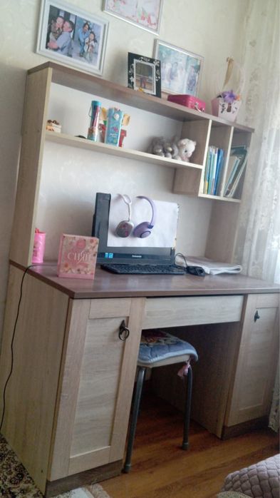 Продам письменный стол