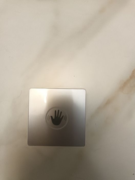 Кнопка сенсорная