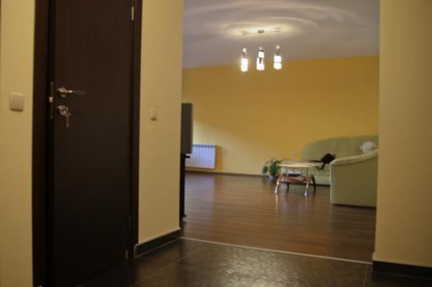 Дава се под наем Двустаен апартамент в София, Борово - 78 кв.м за 450 € - Снимка #3