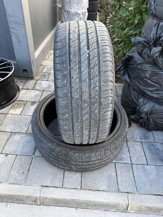 Летни 2броя 245/35/20 -100€ Дот 2022г