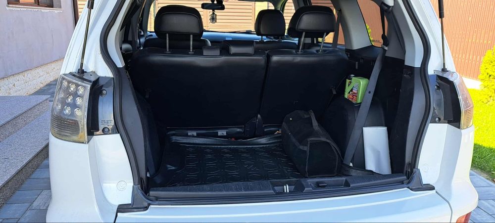 Mitsubishi Outlander 2.2 Diesel 156 CP | Automată | 4x4 | 7 locuri