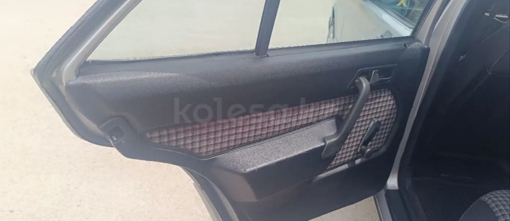 продаётся Мерседес 190 w201 модель!