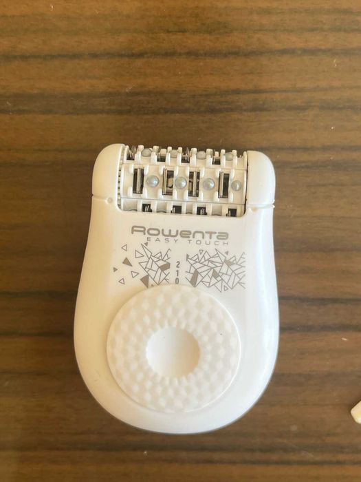 Епилатор Rowenta Easy Touch EP1115F0 + подарък
