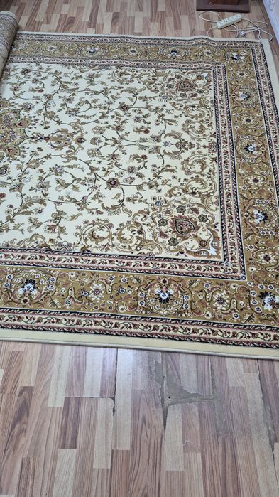 Ковры продается бу