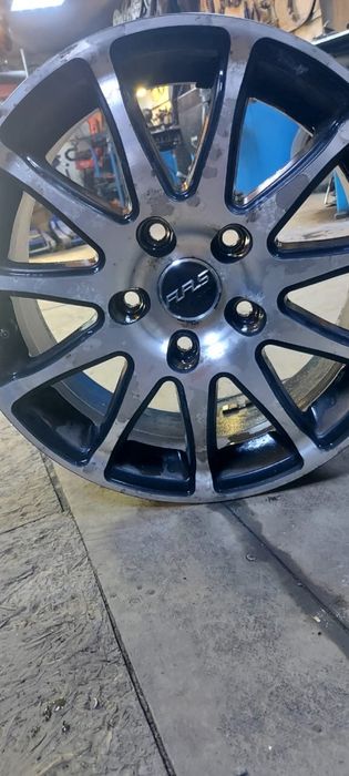 На 16 5/120 БМВ  титановые