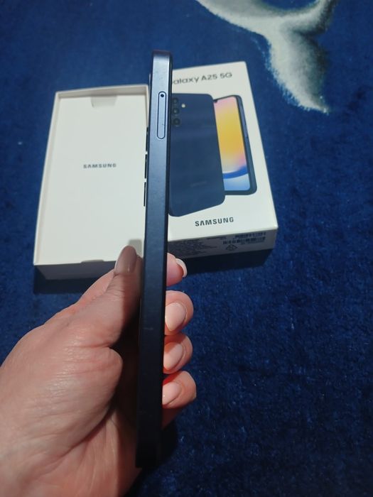 Продам самсунг а 25