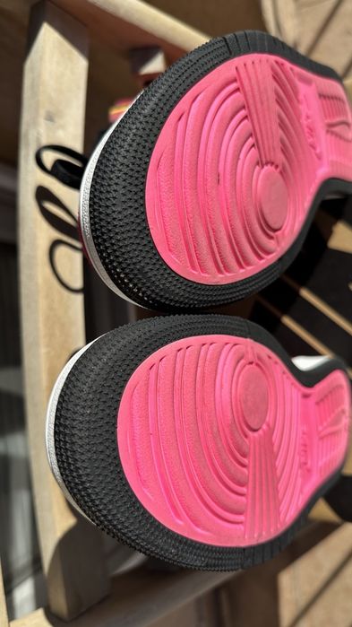 Jordan 1 High Zoom Air CMFT Hyper Pink EU 42.5