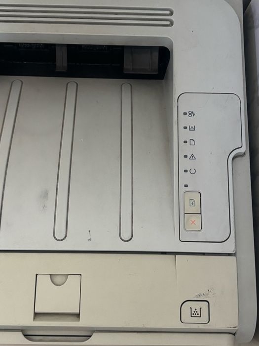 Продам принтер HP Laser Jet P2035
