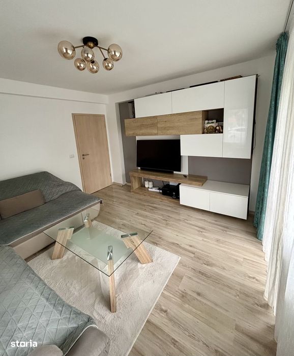 Apartament 3 camere | Grădină privată + parcare | Tractoru – Coresi