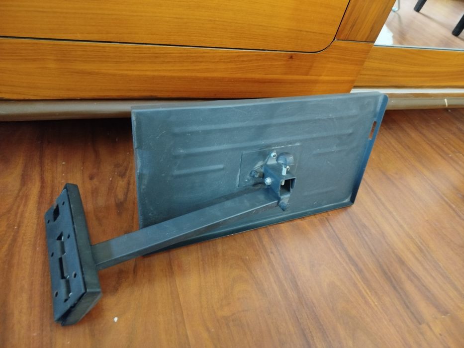 Продам кранштейн для телевизора