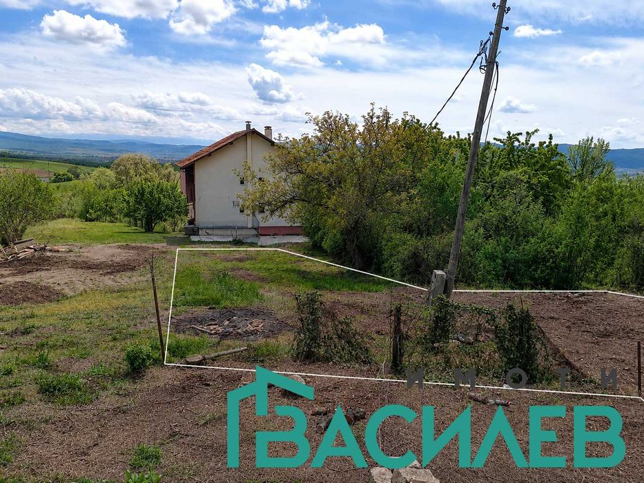 Продава ПАРЦЕЛ област Перник, с. Люлин