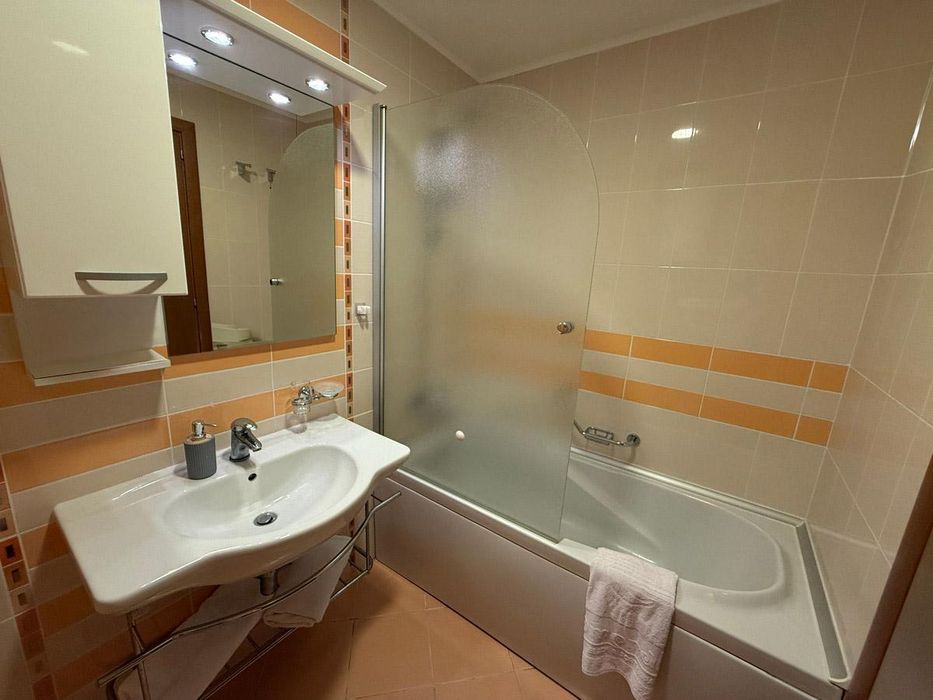 Продава се Едностаен апартамент в Бургас, Долно Езерово - 42 кв.м за 1643 €/кв.м - Снимка #4