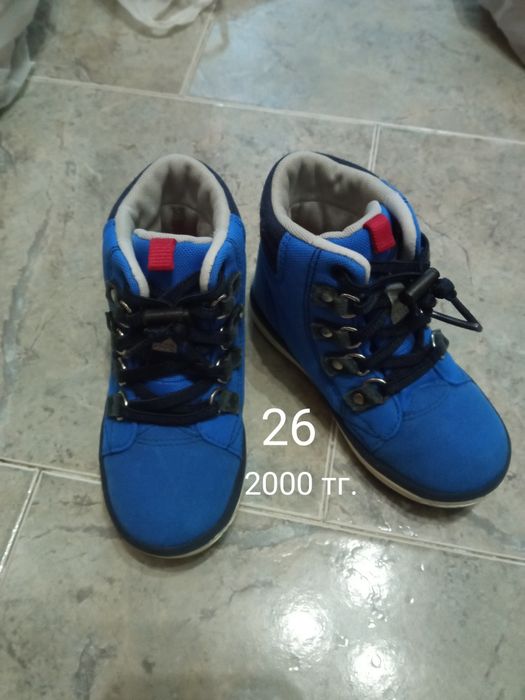 Продам обувь на мальчика