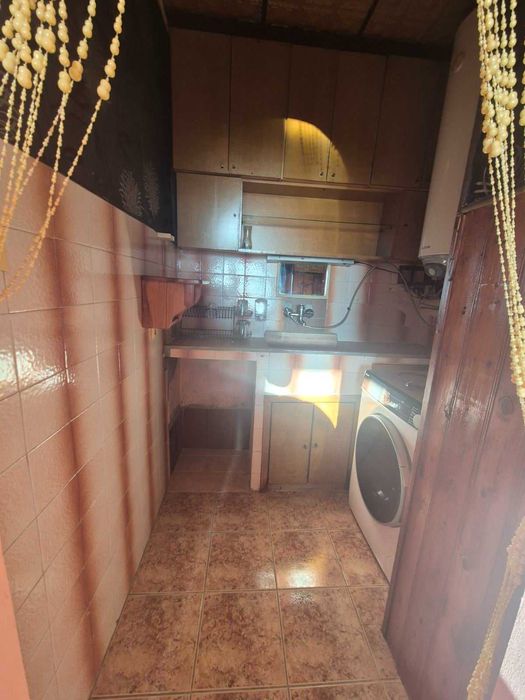 Дава се под наем Тристаен апартамент в Търговище, Запад 2 - 75 кв.м за 229.5 € - Снимка #7