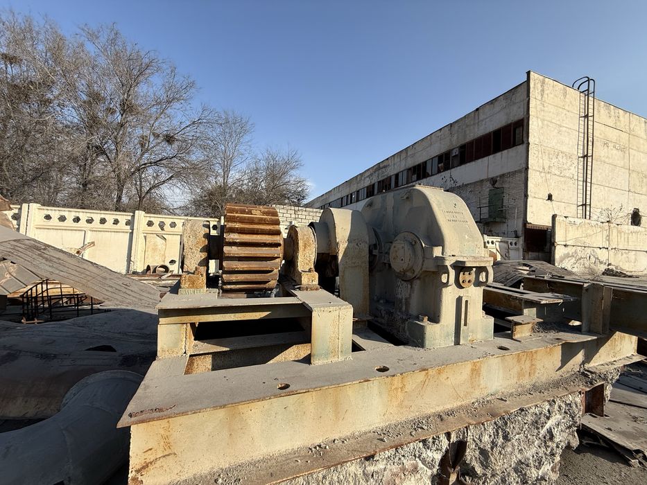 Труба 2500 сотилады