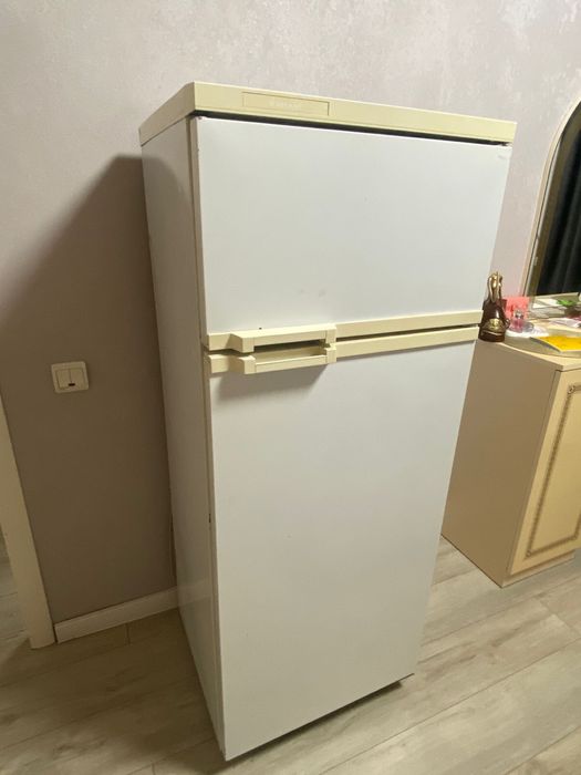 продам холодильники