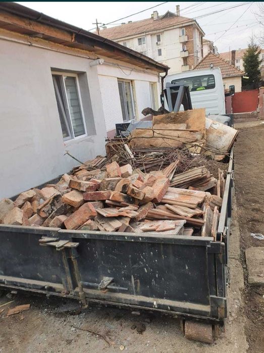 Deseuri reciclabile/nereciclabile,container,benă,habă,gunoi