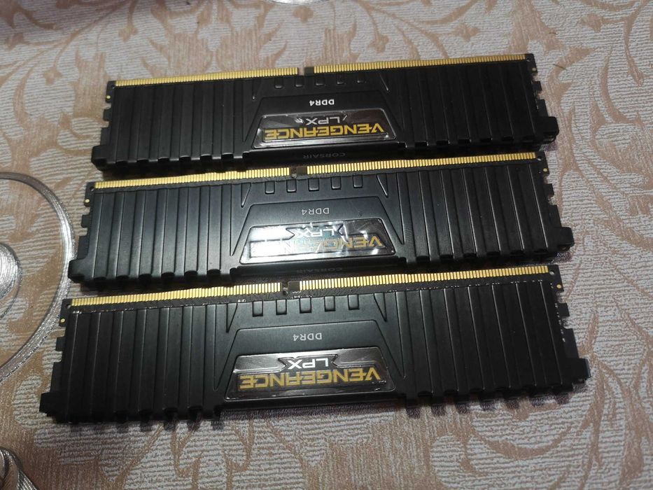 Ram памет Corsair 2400mhz 3х16gb (48gb)