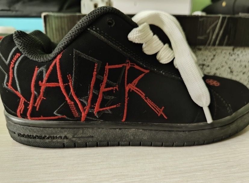 DC х Slayer.
