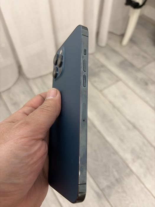 Продам iphone 12 pro max 256 гиб