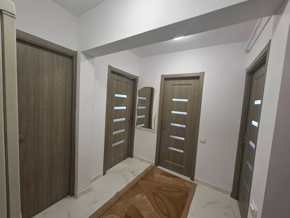 Închiriez apartament 2 camere