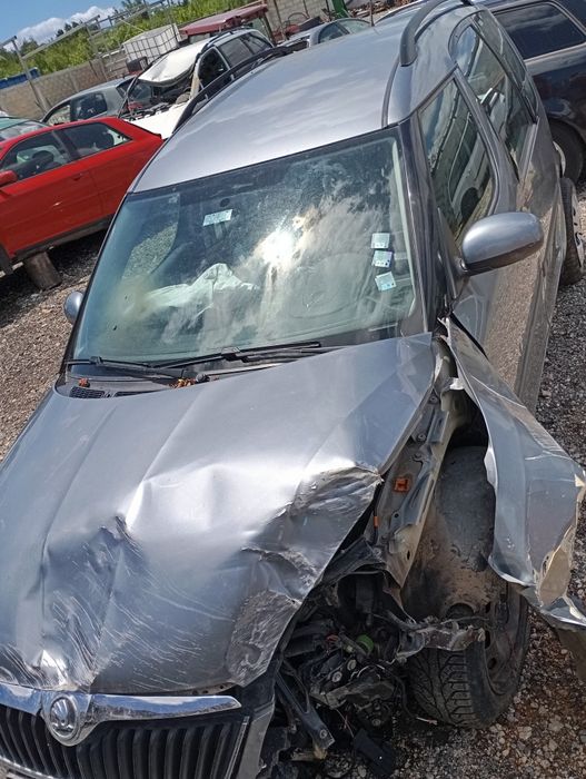 Skoda Roomster 1.4 на части