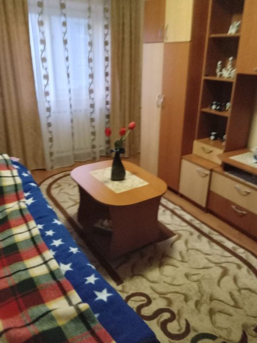 Garsoniera de închiriat