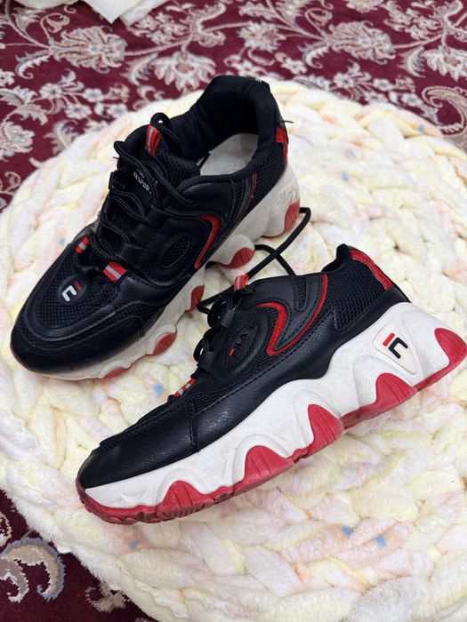 Кросовки 36 го размера