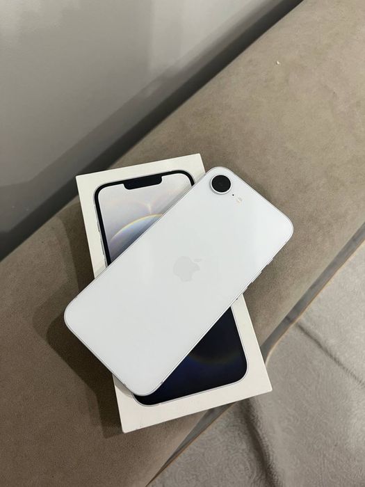 Iphone 16e продается