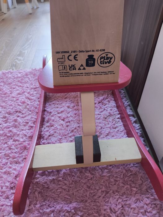 Люлеещо дървено конче